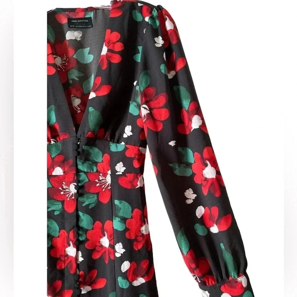URBAN OUTFITTERS | Michelle Plunging Red & Black Floral Mini Dress Size XS - Picture 5 of 8